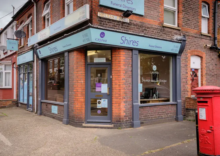 A photo showing the CPJ Field Shires funeral home in Luton.