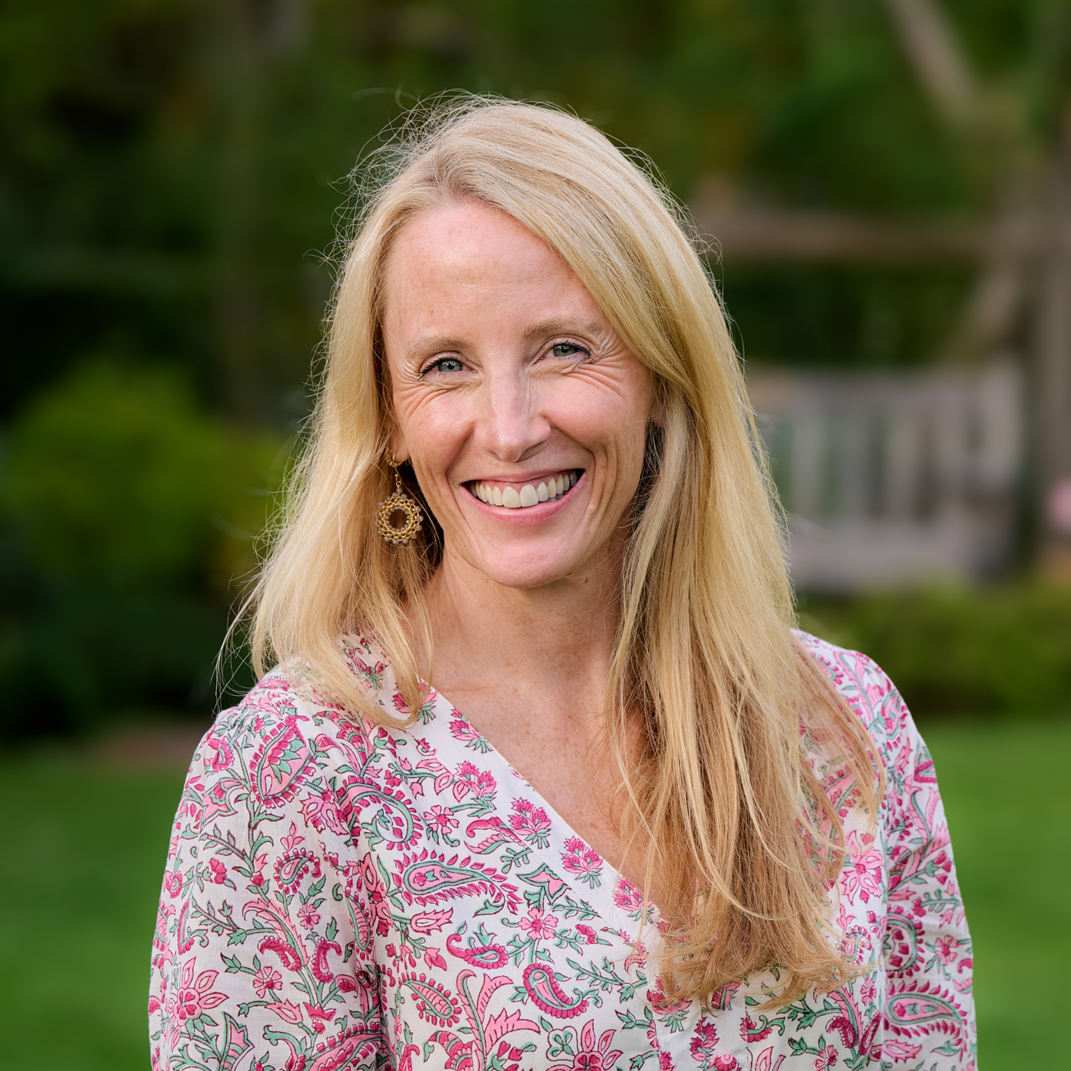 Headshot of Emily Hendin, Co-CEO of CPJ Field & Co.